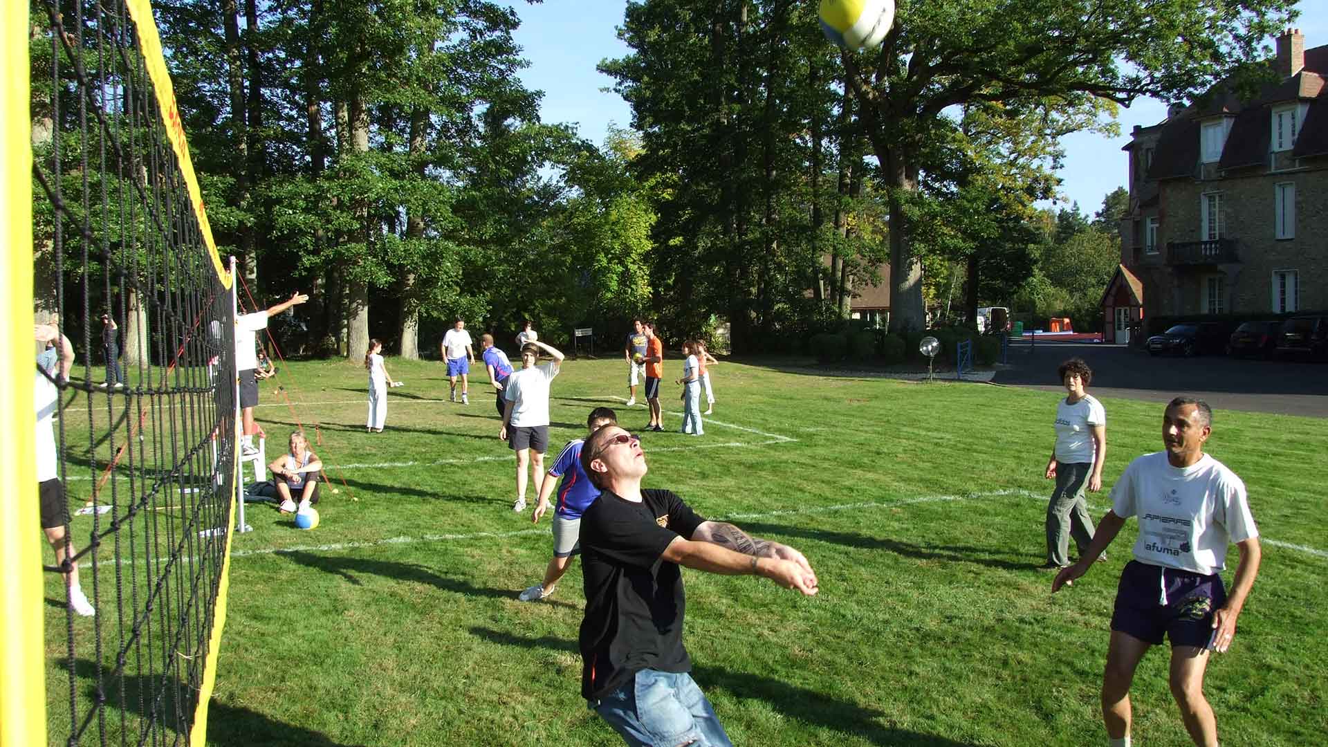 Challenge multi-sports entreprise volley-ball